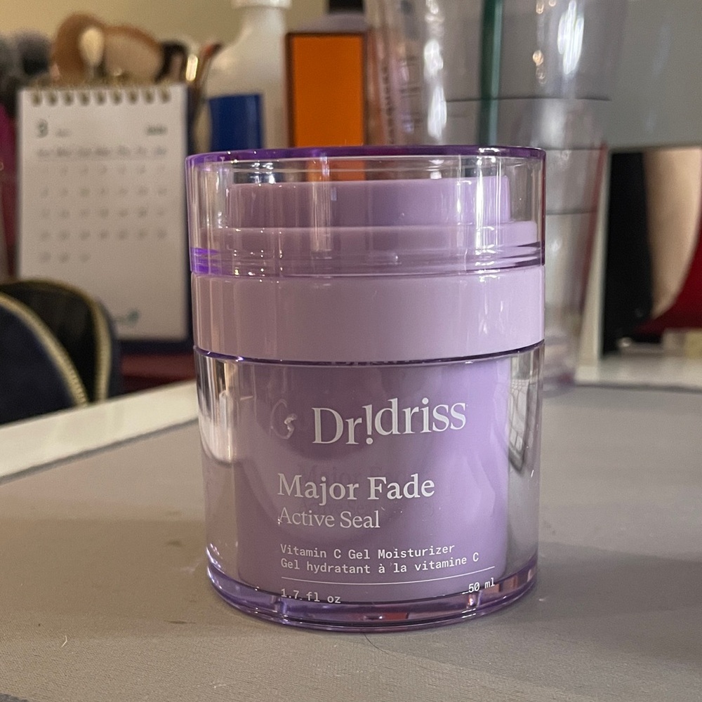 Major Fade Active Seal Vitamin C Gel Moisturizer - Lavender